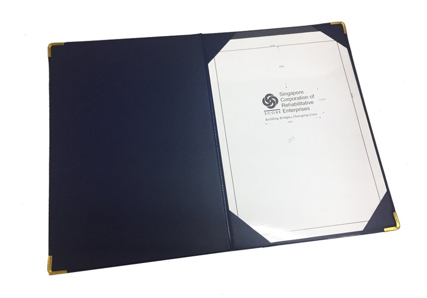 Cert. Holder – PVC backcover 3