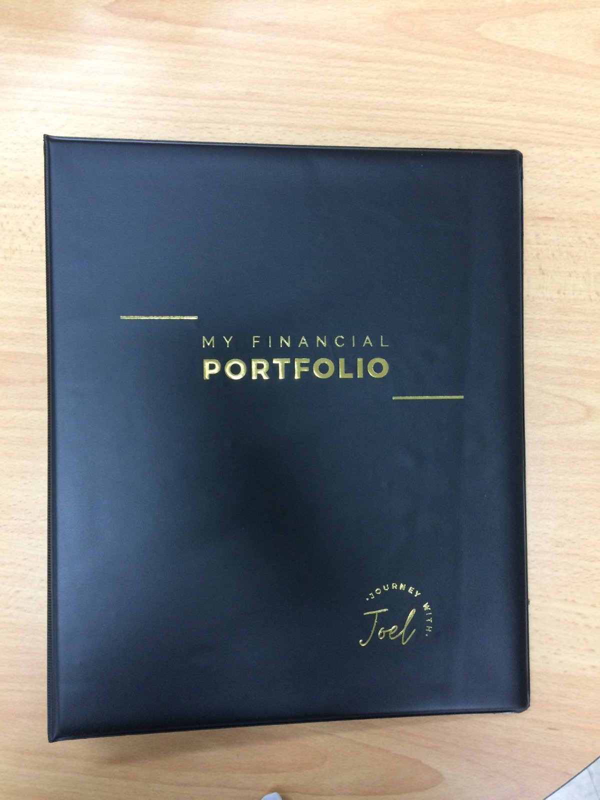 Financial Portfolio Holder 6